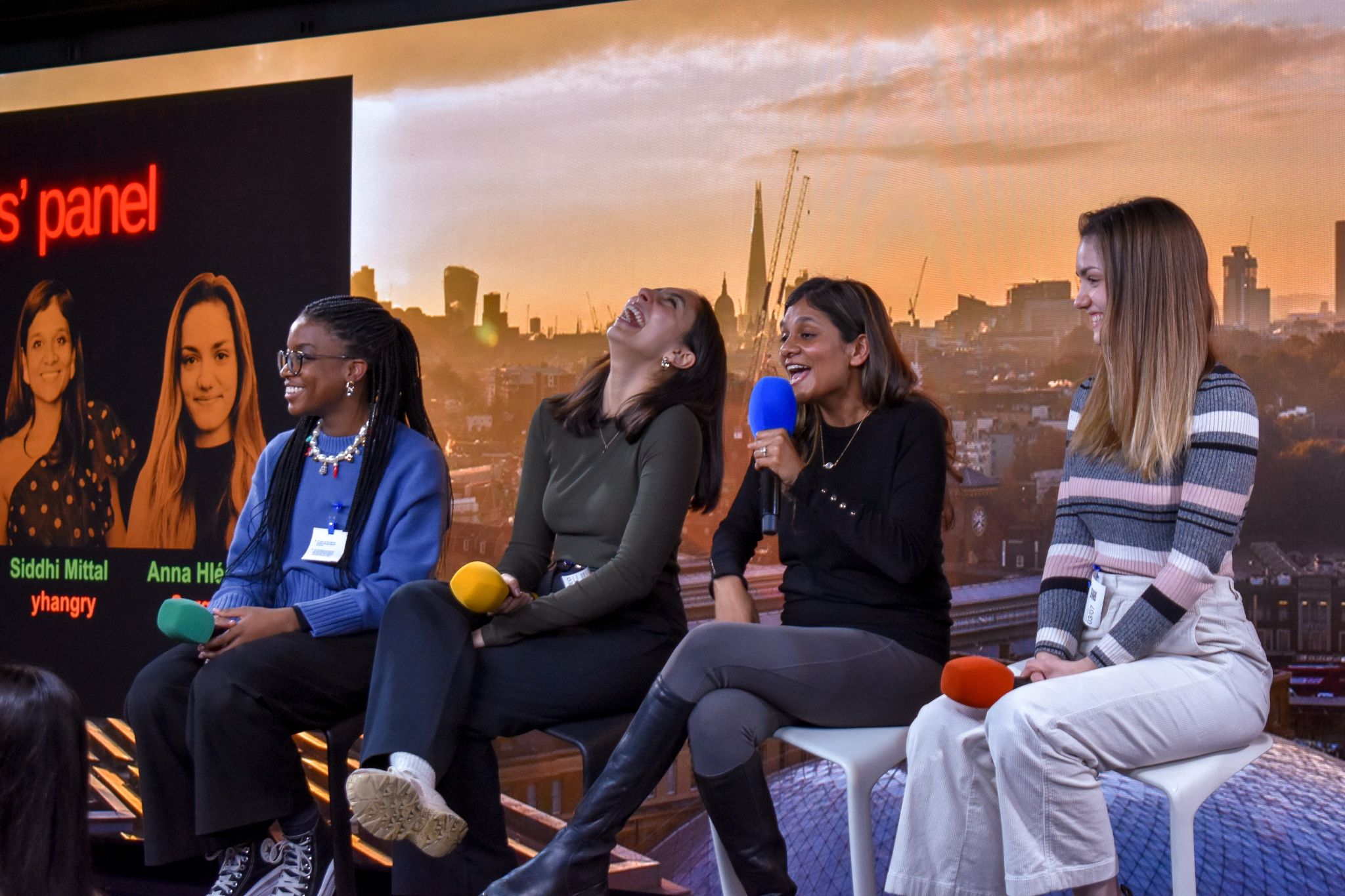 wmn < > ai in London, UK